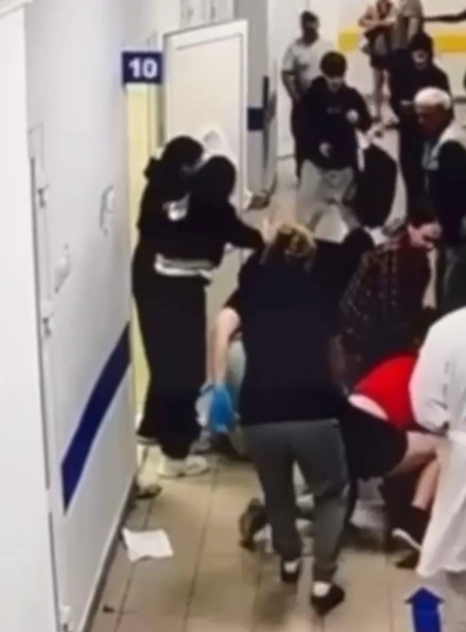 Рецидивисты осуждены за нападение на хирурга в ОКБ № 2 ВИДЕО