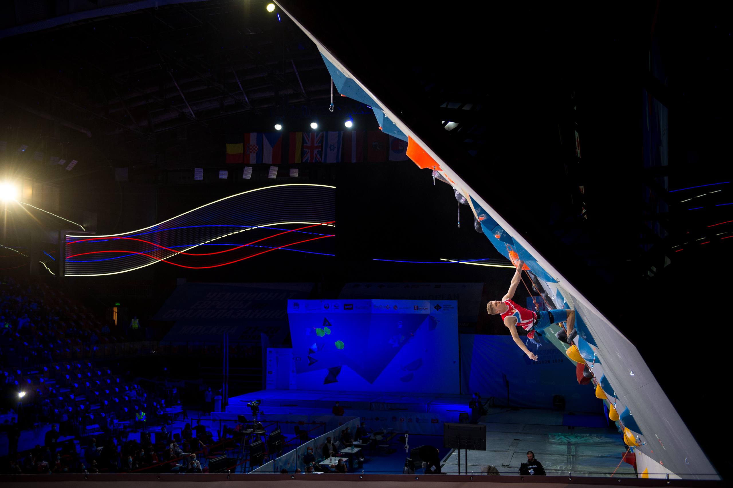 Российские скалолазы получили лицензии нейтральных спортсменов!