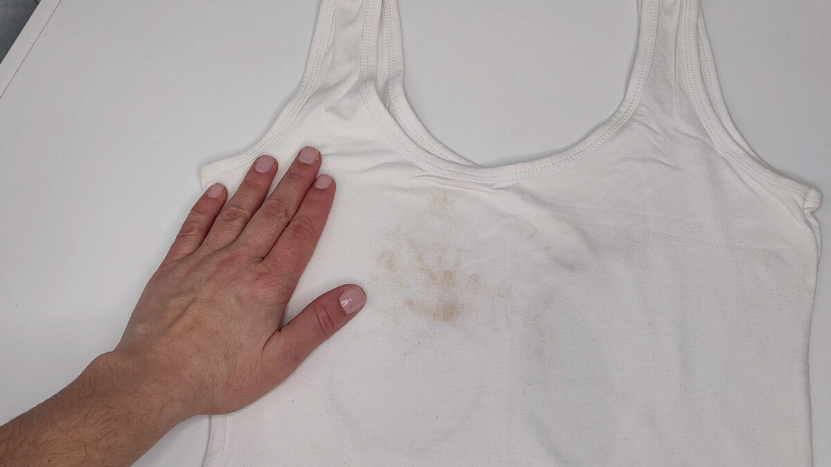 Эффективные способы удаления ржавчины с одежды в домашних условиях