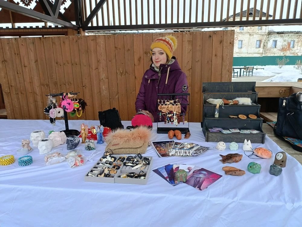 Друзья, если вы ещё думаете, куда отправиться сегодня, решение есть — Базарная площадь! Здесь развернётся грандиозное празднование национального татарского праздника «Амаль», и гостей ждёт море интересного на любой вкус и... Друзья, если вы ещё думаете, куда отправиться сегодня, решение есть — Базарная площадь! Здесь развернётся грандиозное празднование национального татарского праздника «Амаль», и гостей ждёт море интересного на любой вкус и...