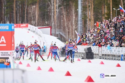 Александр Моор: Свыше пяти тысяч болельщиков пришли сегодня поддержать биатлонистов на чемпионате России, который проходит в «Жемчужине Сибири