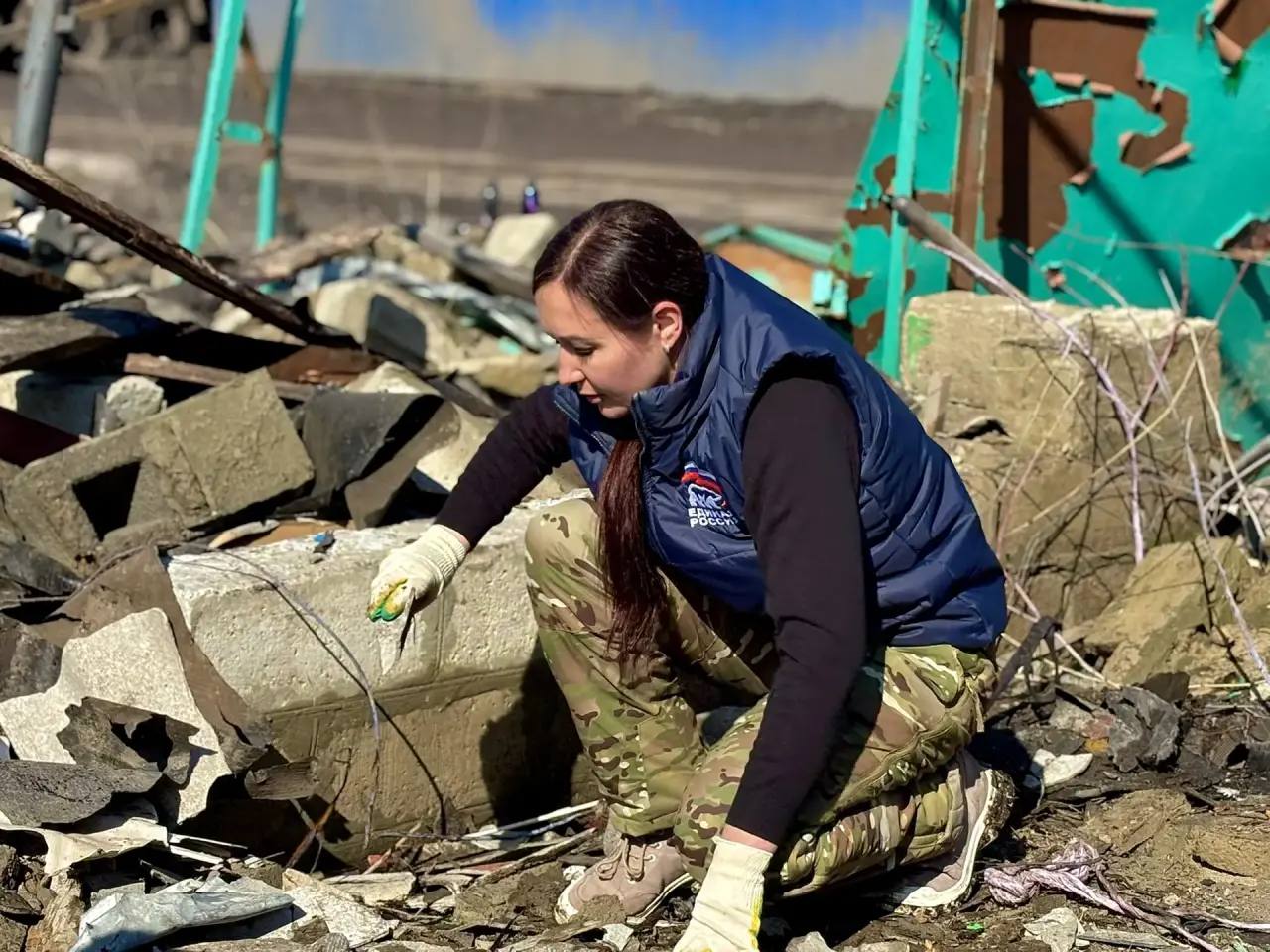 Игорь Кастюкевич: Даже в выходные дни в волонтерском лагере Единой России «Курский рубеж» кипит работа. Игорь Кастюкевич: Даже в выходные дни в волонтерском лагере Единой России «Курский рубеж» кипит работа.