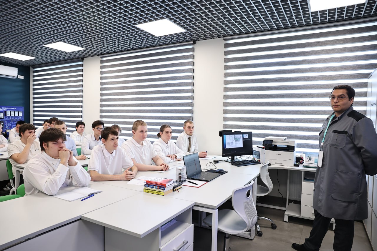 Сергей Кравцов: Тобольск – отличный пример современной системы подготовки кадров Сергей Кравцов: Тобольск – отличный пример современной системы подготовки кадров