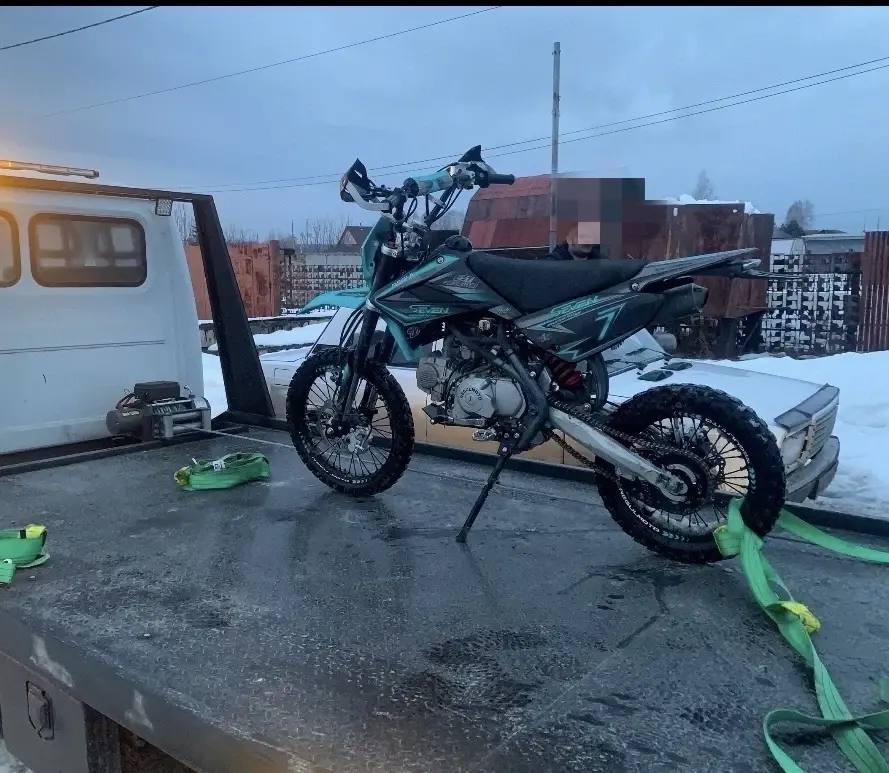 Про родителей, которые покупают детям питбайки, не веря, что это опасно и может лишить подростка жизни Про родителей, которые покупают детям питбайки, не веря, что это опасно и может лишить подростка жизни