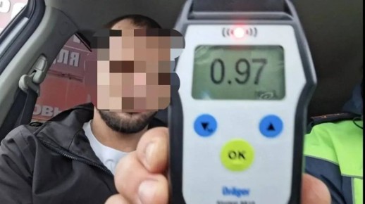 Послевкусие выходных. Число задержанных сотрудниками Госавтоинспекции Тюменской области на дорогах водителей-«бесправников» уже превысило число пьяных водителей