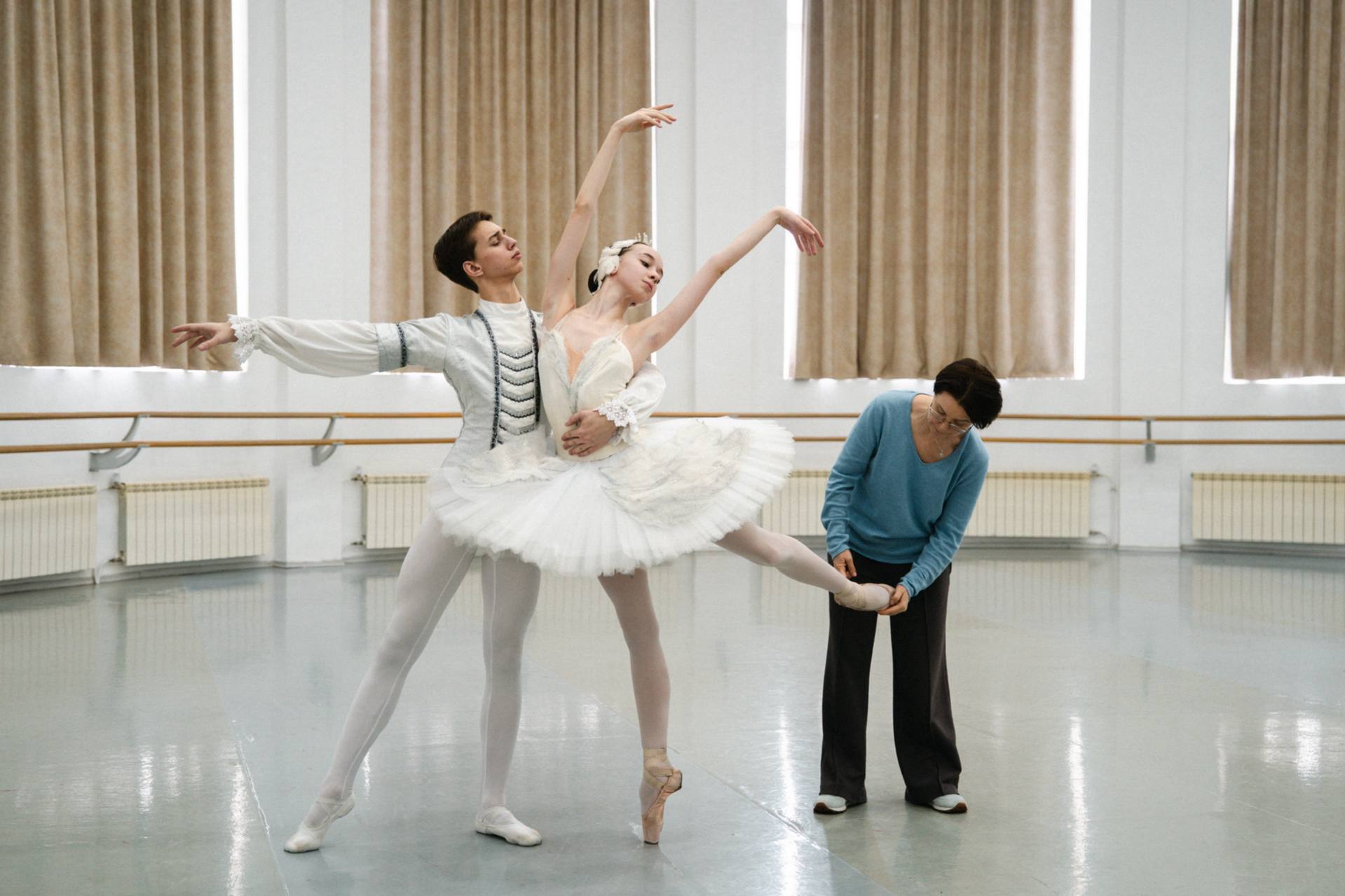 Руслан Кухарук: В День работников культуры поздравил с профессиональным праздником представителей творческих профессий нашего региона Руслан Кухарук: В День работников культуры поздравил с профессиональным праздником представителей творческих профессий нашего региона