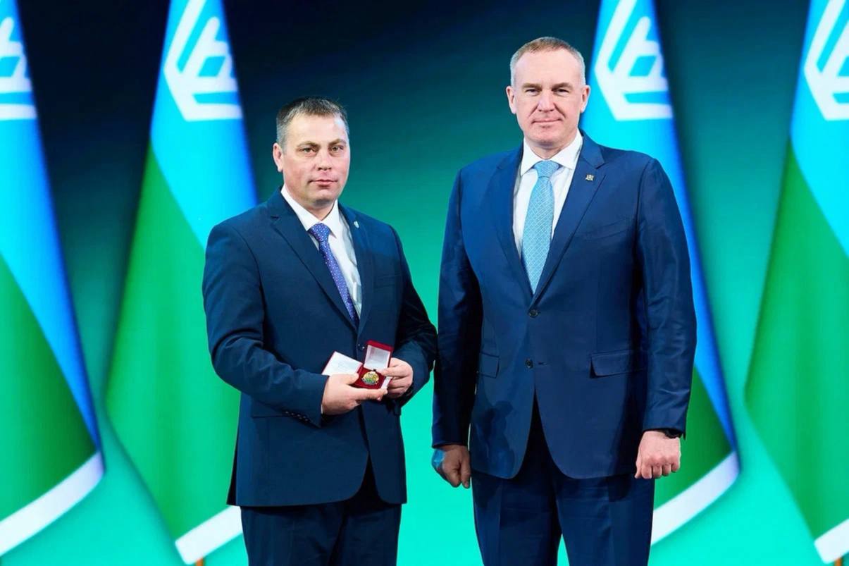 Руслан Кухарук: В День работников культуры поздравил с профессиональным праздником представителей творческих профессий нашего региона Руслан Кухарук: В День работников культуры поздравил с профессиональным праздником представителей творческих профессий нашего региона