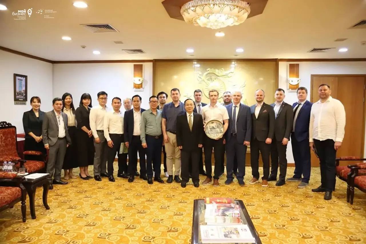 Стартовал визит делегации Тюменской области в Республику Вьетнам Стартовал визит делегации Тюменской области в Республику Вьетнам