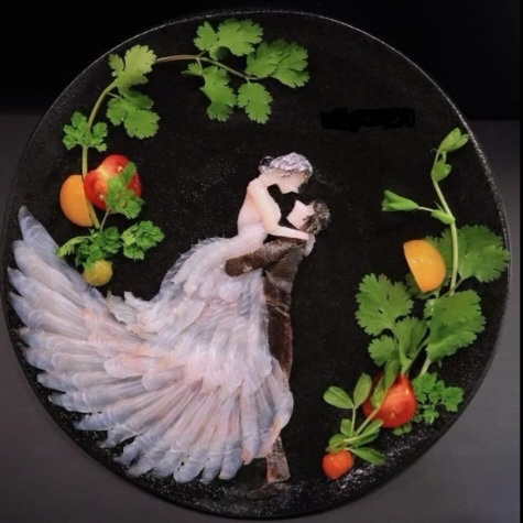 Японец создает удивительные шедевры из рыбной нарезки