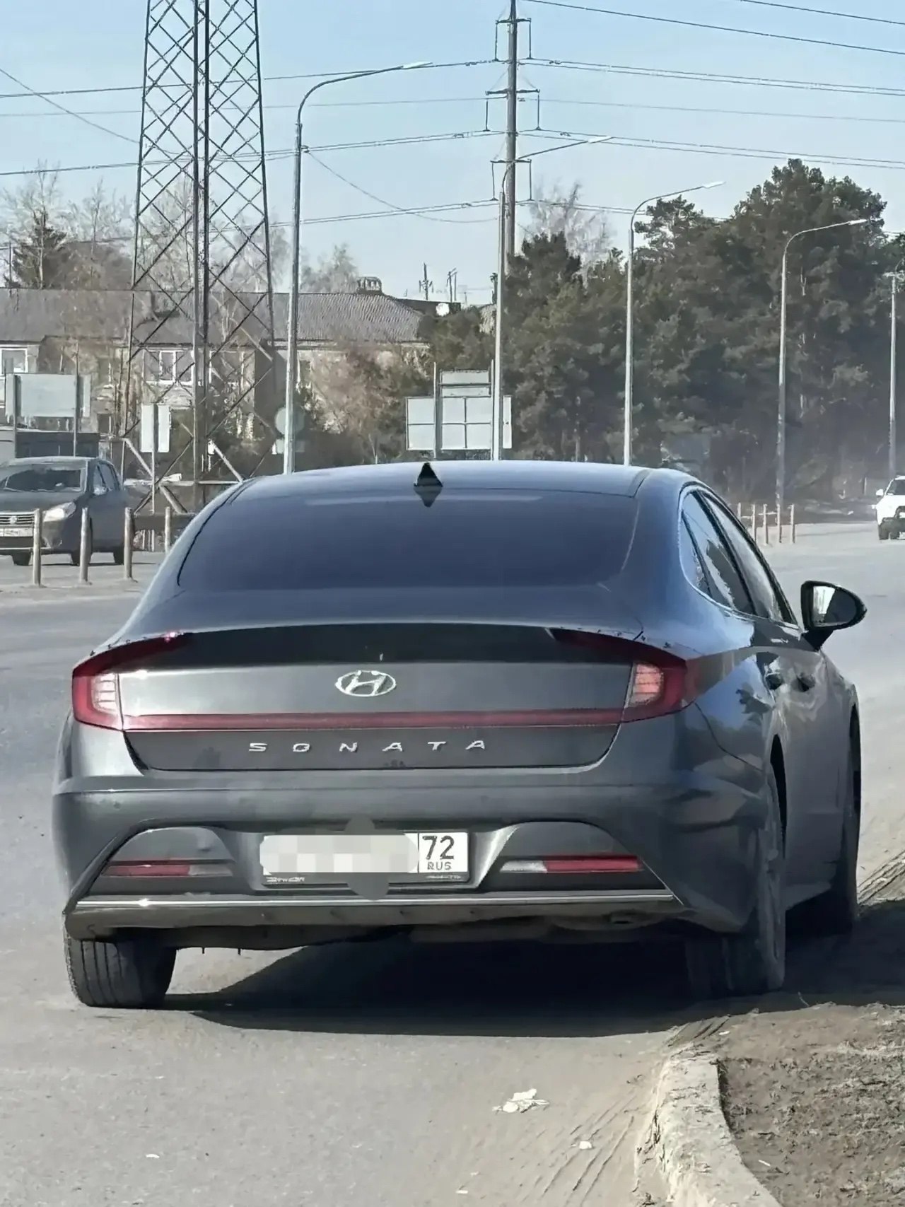 Таксист-мигрант пытался откупиться от автоинспектора деньгами, но не вышло