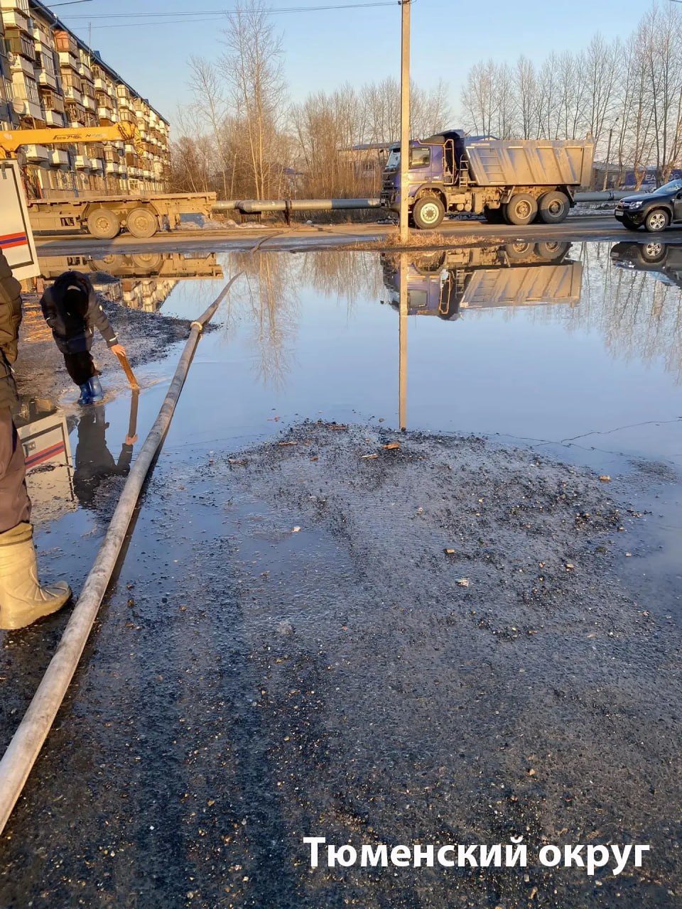 В двух округах Тюменской области борются с подтоплениями территорий В двух округах Тюменской области борются с подтоплениями территорий
