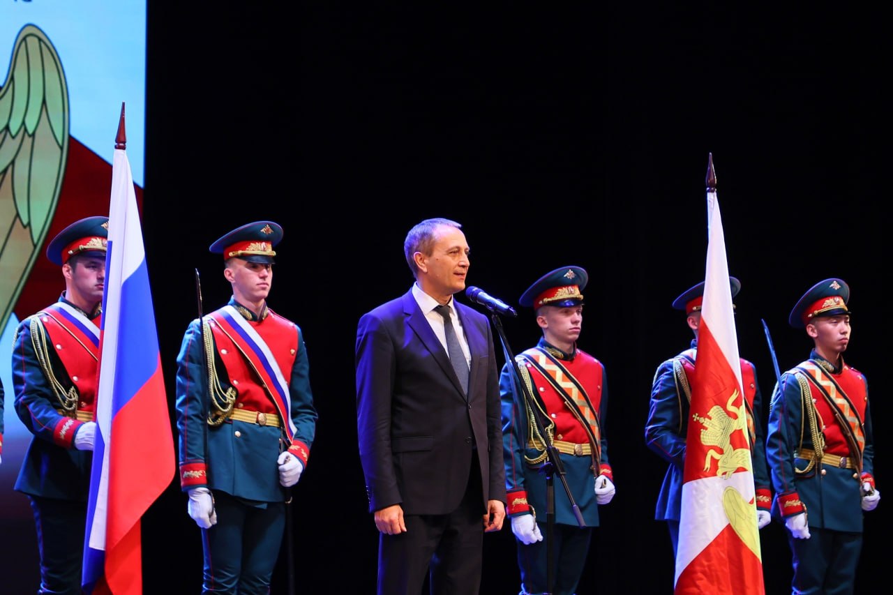 Максим Афанасьев: Сегодня состоялось торжественное мероприятие в честь 10-летия со дня образования войск национальной гвардии Российской Федерации и 215-летия войск правопорядка Максим Афанасьев: Сегодня состоялось торжественное мероприятие в честь 10-летия со дня образования войск национальной гвардии Российской Федерации и 215-летия войск правопорядка