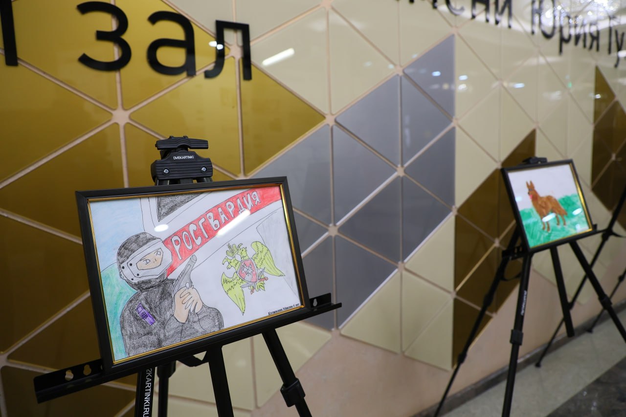 Максим Афанасьев: Сегодня состоялось торжественное мероприятие в честь 10-летия со дня образования войск национальной гвардии Российской Федерации и 215-летия войск правопорядка