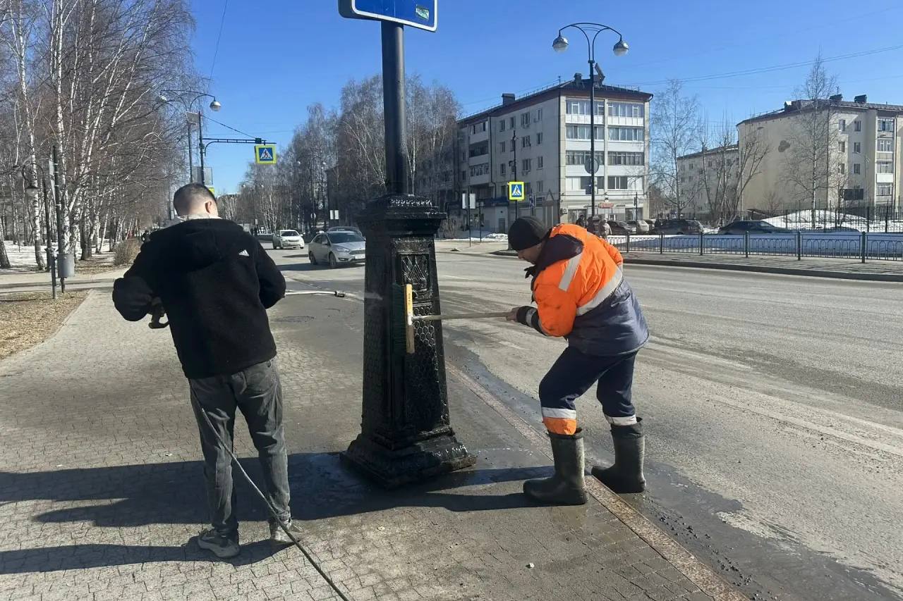 Продолжаем масштабную очистку городской инфраструктуры после зимы Продолжаем масштабную очистку городской инфраструктуры после зимы