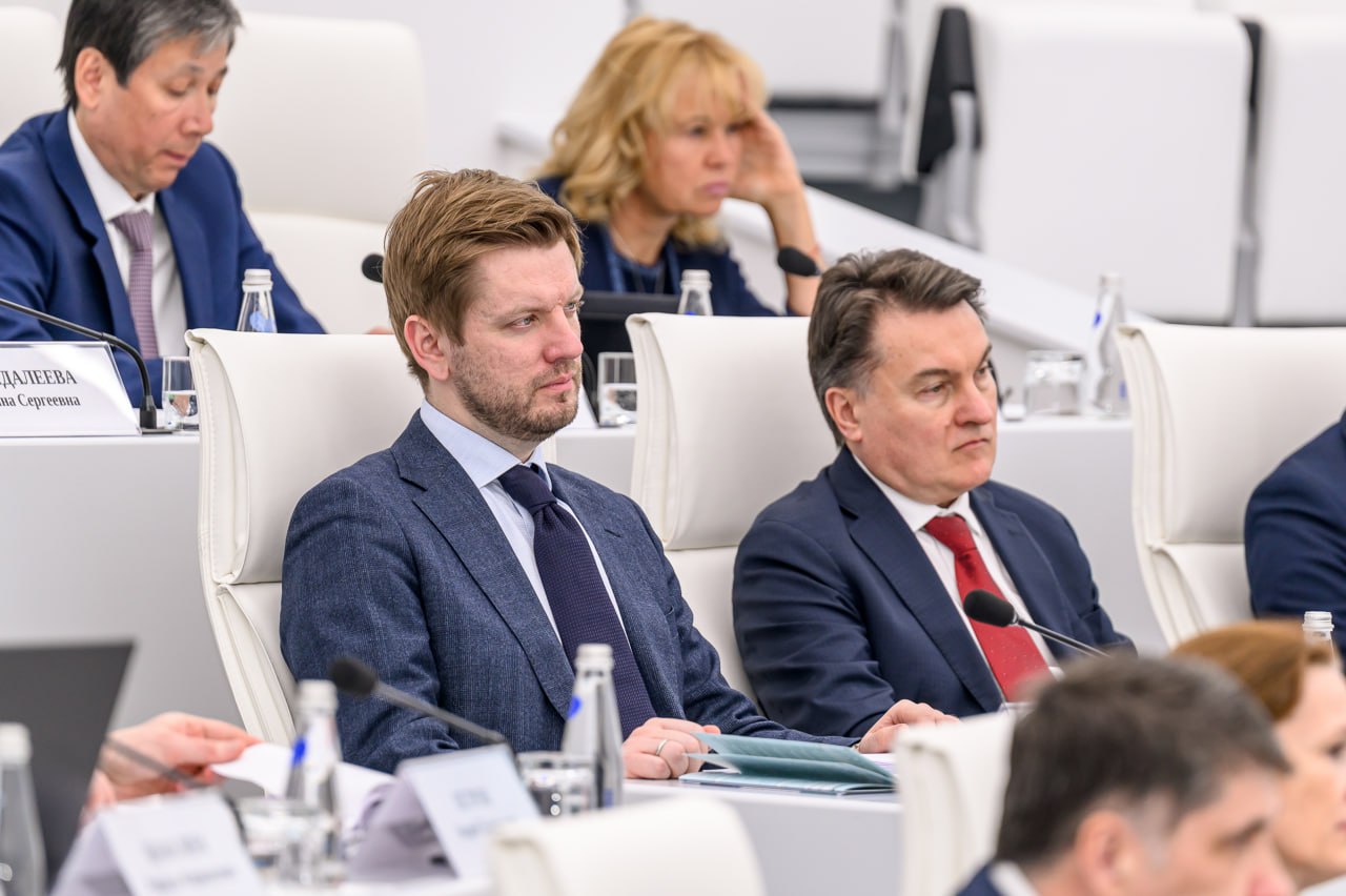 Лилия Гумерова: Ямало-Ненецкий автономный округ входит в число регионов-лидеров по показателю рождаемости, каждая четвёртая семья здесь многодетная Лилия Гумерова: Ямало-Ненецкий автономный округ входит в число регионов-лидеров по показателю рождаемости, каждая четвёртая семья здесь многодетная