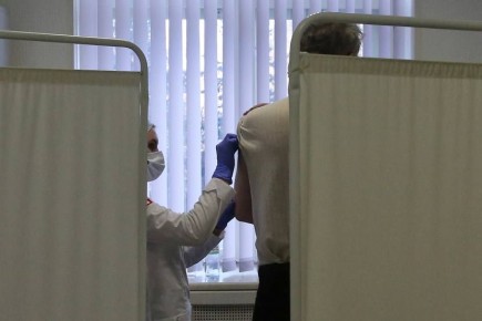 Тюменцы могут поставить вакцину от клещевого энцефалита