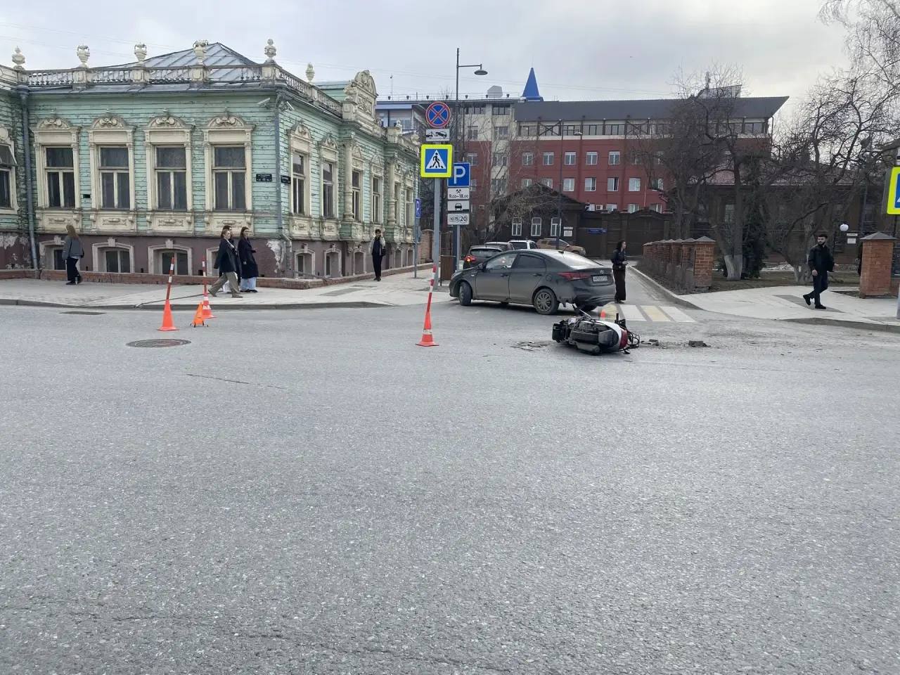Первое в этом году ДТП с мопедом произошло в Тюмени Первое в этом году ДТП с мопедом произошло в Тюмени