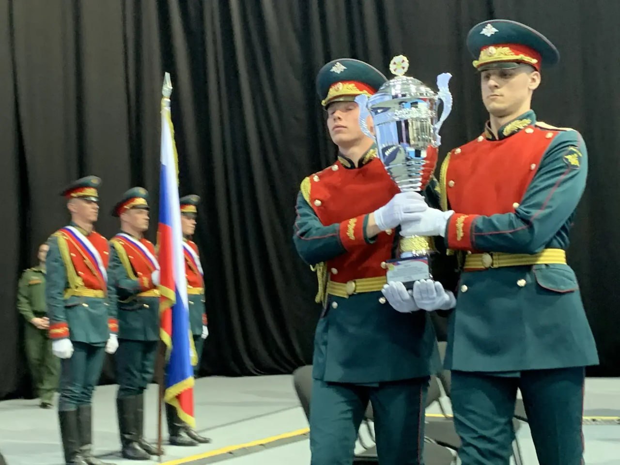 Всероссийский турнир по самбо на Кубок начальника Инженерных войск Вооруженных сил России стартовал в Тюмени Всероссийский турнир по самбо на Кубок начальника Инженерных войск Вооруженных сил России стартовал в Тюмени