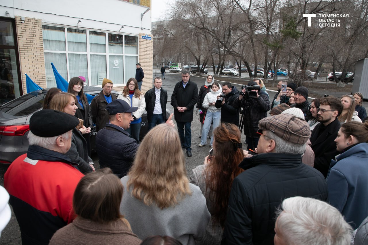 «Надо видеть жизнь своими глазами» — Павел Девайкин о проекте #НикудаНеУеду «Надо видеть жизнь своими глазами» — Павел Девайкин о проекте #НикудаНеУеду