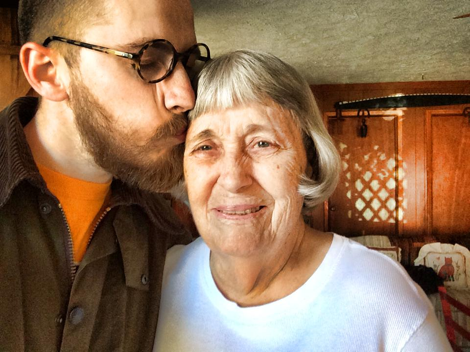 Почему сын не ценит и не уважает свою мать: скрытые проблемы