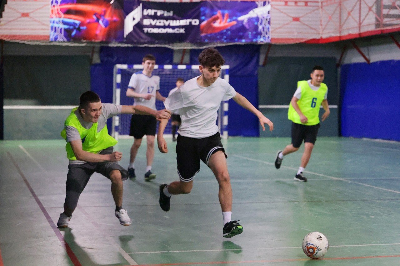 Сегодня в нашем городе в Фиджитал-центре стартовали по-настоящему инновационные и зрелищные соревнования — Кубок Главы города Тобольска по фиджитал-футболу! Сегодня в нашем городе в Фиджитал-центре стартовали по-настоящему инновационные и зрелищные соревнования — Кубок Главы города Тобольска по фиджитал-футболу!