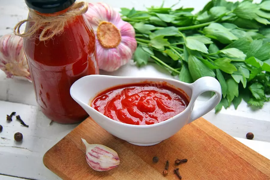 Ароматный кетчуп из томатов черри: домашний рецепт для гурманов