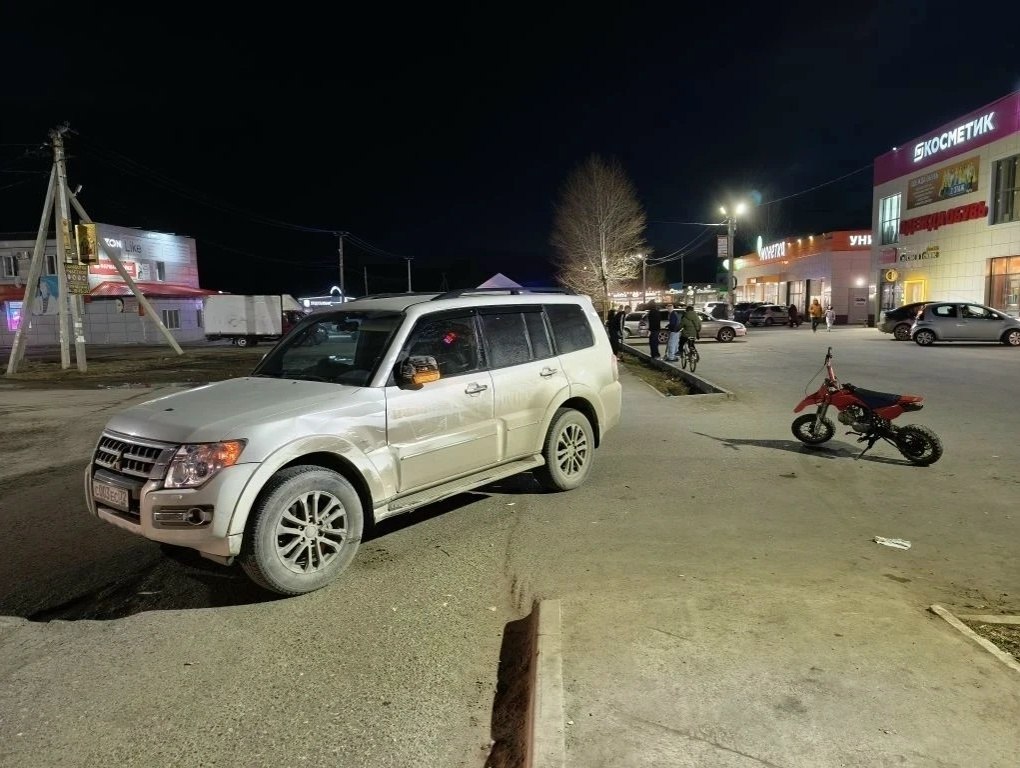 В каком состоянии находятся школьники, которые на питбайке столкнулись с легковушкой?