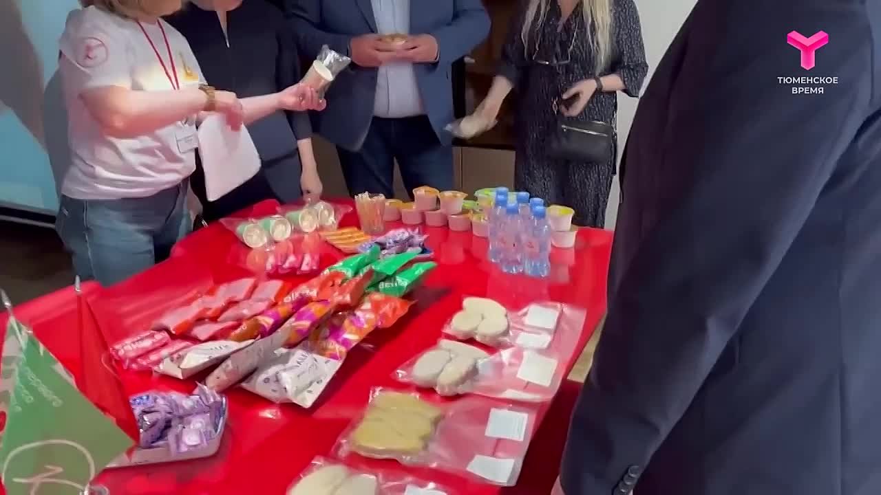 Депутаты Тюменской городской думы свой рабочий сегодня день начали с визита на Комбинат школьного питания "Центральный"