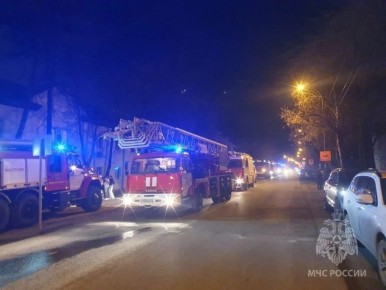 Спасены люди. На улице Мира в Тюмени случился пожар в двухэтажке
