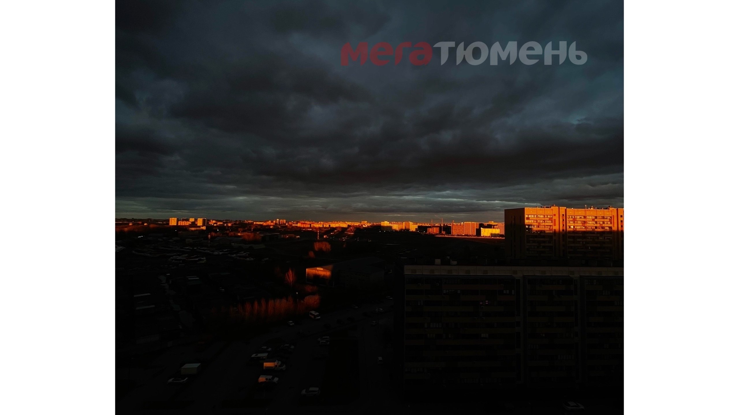 Еще закат в районе Плеханово от наших читателей