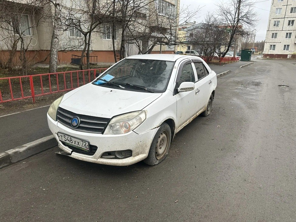 Внимание, Тобольск! Сообщаем об эвакуации брошенного транспортного средства! Внимание, Тобольск! Сообщаем об эвакуации брошенного транспортного средства!