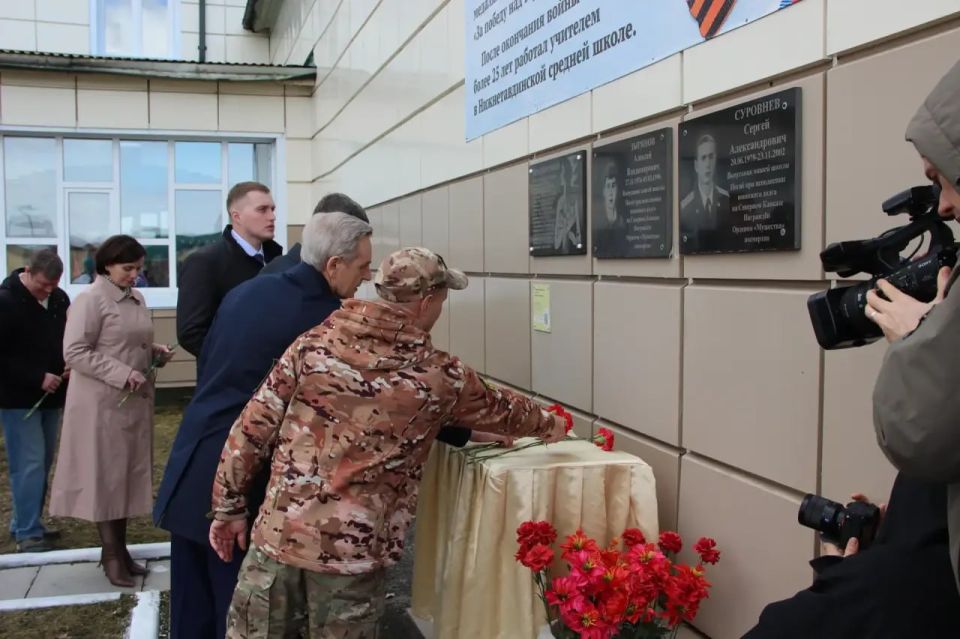 � ������ ����� ������� ���������� � � ������� ������������ ��������� �������� ��������� �������