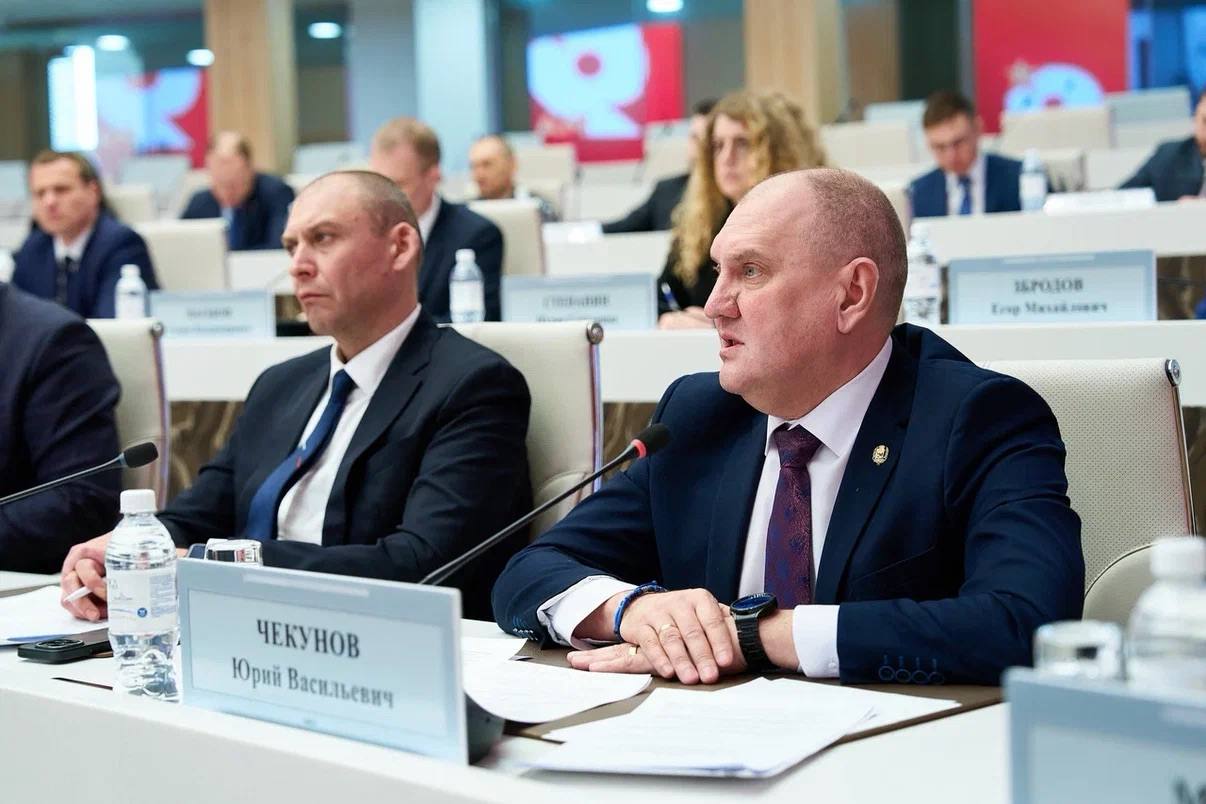 Руслан Кухарук: На заседании Регионального оргкомитета по подготовке и проведению в Югре мероприятий, посвященных 81-й годовщине Победы в Великой Отечественной войне, обсудили ход работы, которая ведется сразу по нескольким... Руслан Кухарук: На заседании Регионального оргкомитета по подготовке и проведению в Югре мероприятий, посвященных 81-й годовщине Победы в Великой Отечественной войне, обсудили ход работы, которая ведется сразу по нескольким...