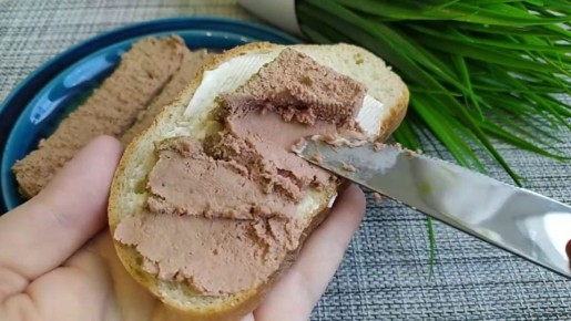 Нежный паштет из куриной печени: респектабельный вкус домашней кухни