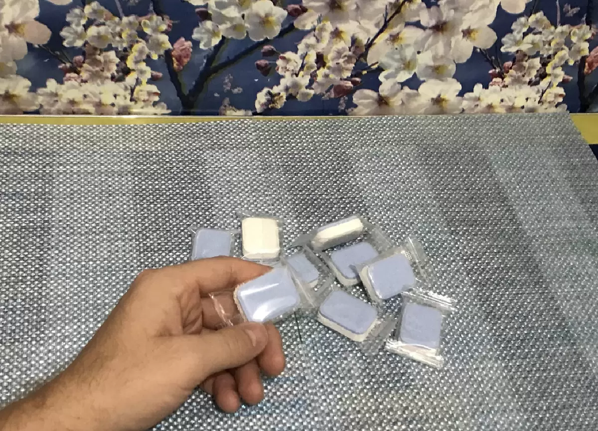 Неожиданный рецепт: как таблетка для посудомойки превращается в мощный чистящий спрей