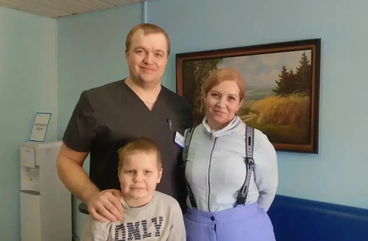 Тюменские медики успешно прооперировали мальчика из Тобольска с редкой диафрагмальной грыжей