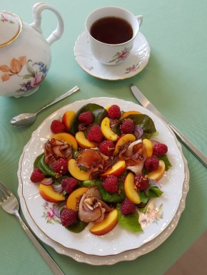 Салат с летним настроением: яркие вкусы даже в холодное время года