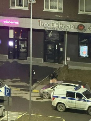 Очевидцы сообщают о трагедии на В. Трофимовой 12, которая произошла минувшей ночью