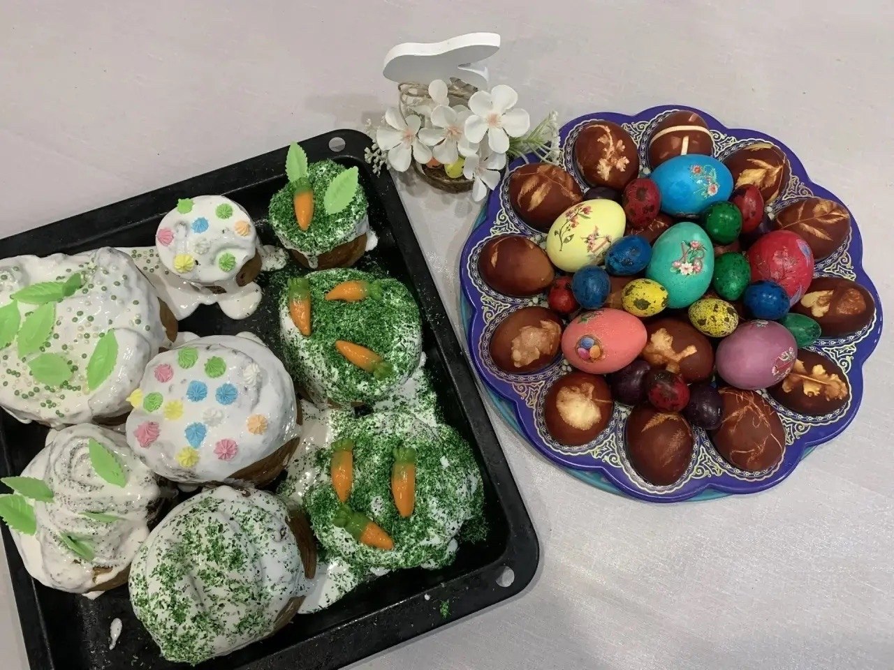 Горожане поделились чудесными фото праздничных столов — такая красота не может оставить равнодушным! Горожане поделились чудесными фото праздничных столов — такая красота не может оставить равнодушным!