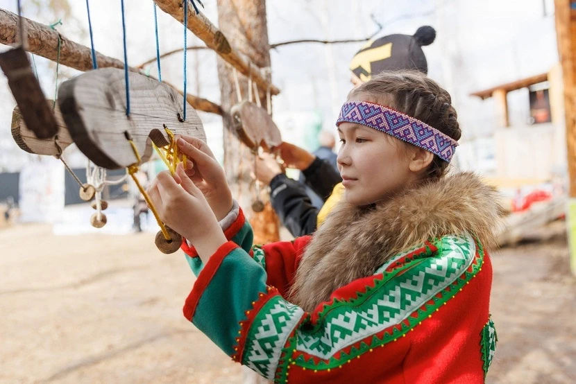 В Доме Северных людей - этнографическом центре коренных малочисленных народов Севера Тюменской области «Этностойбище «Увс Мир хот» - встретили приход весны В Доме Северных людей - этнографическом центре коренных малочисленных народов Севера Тюменской области «Этностойбище «Увс Мир хот» - встретили приход весны