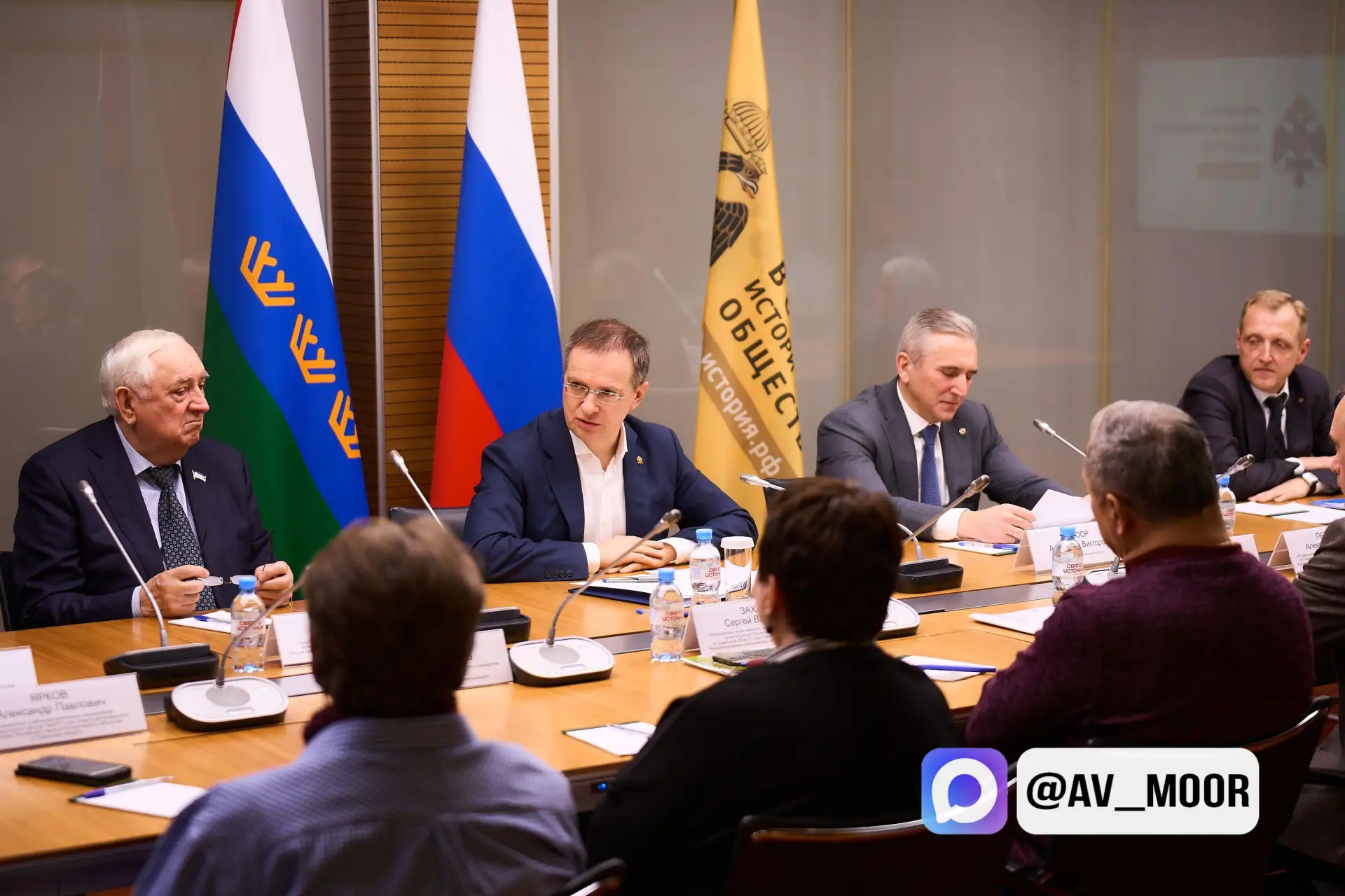 Александр Моор: Жители Тюменской области бережно относятся к истории родной земли и нашей страны