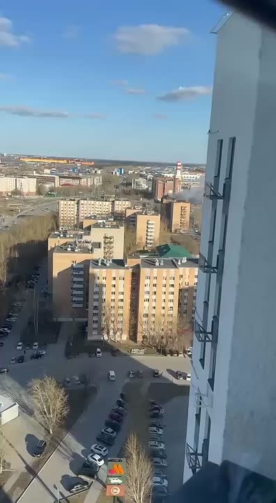 На Республики, 220, загорелась квартира на 9-ом этаже