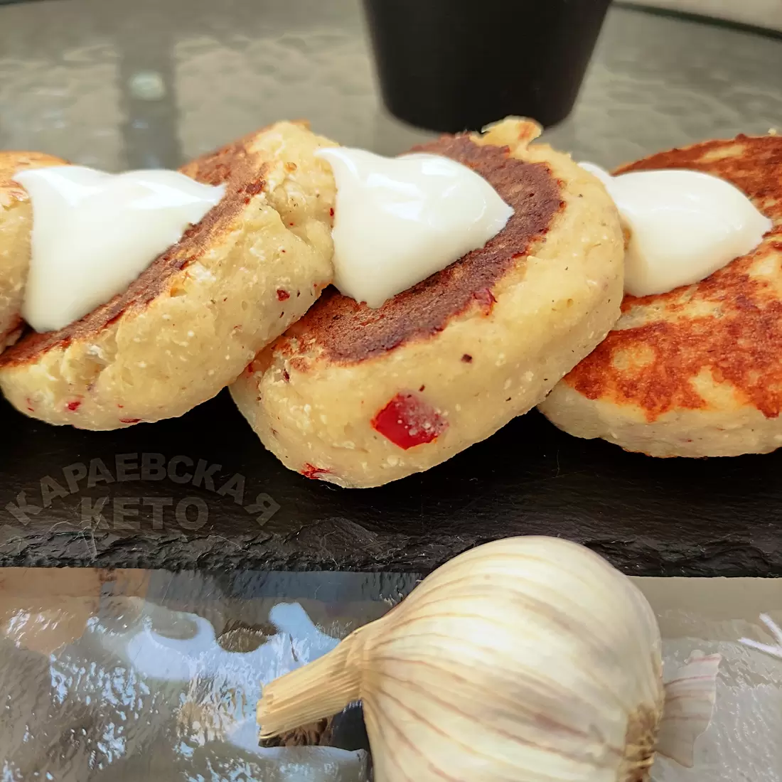 Неожиданные сырники: рецепт пикантного блюда для любителей острых ощущений