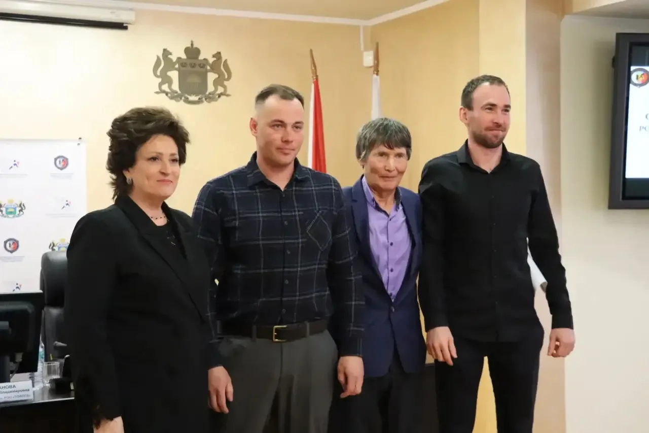 Лыжники Тюменской области подвели итоги сезона Лыжники Тюменской области подвели итоги сезона