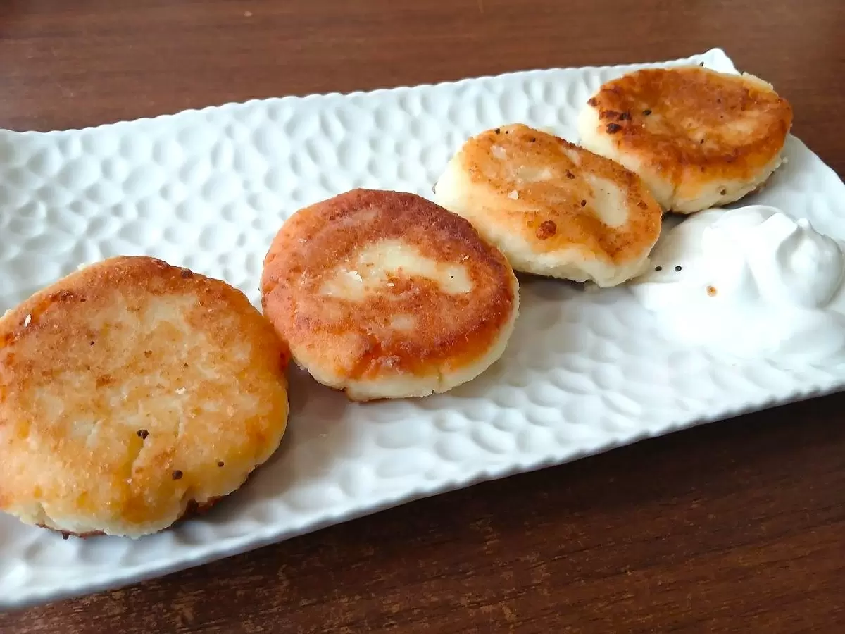 Как приготовить воздушные сырники: простой и вкусный рецепт