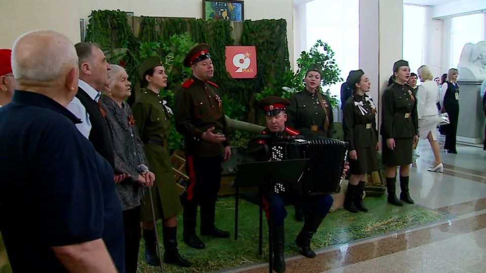 В Тюменской филармонии прошёл праздничный концерт, посвящённый 81-й годовщине Победы в Великой Отечественной войне В Тюменской филармонии прошёл праздничный концерт, посвящённый 81-й годовщине Победы в Великой Отечественной войне