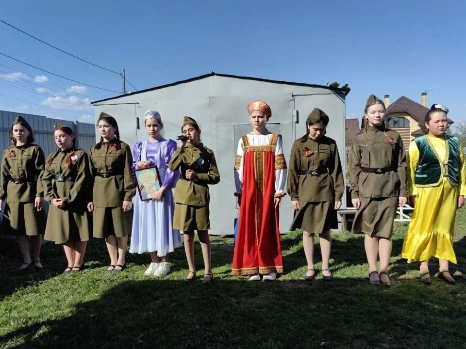 Герои живут рядом с нами: 100 лет мужества и верности Родине