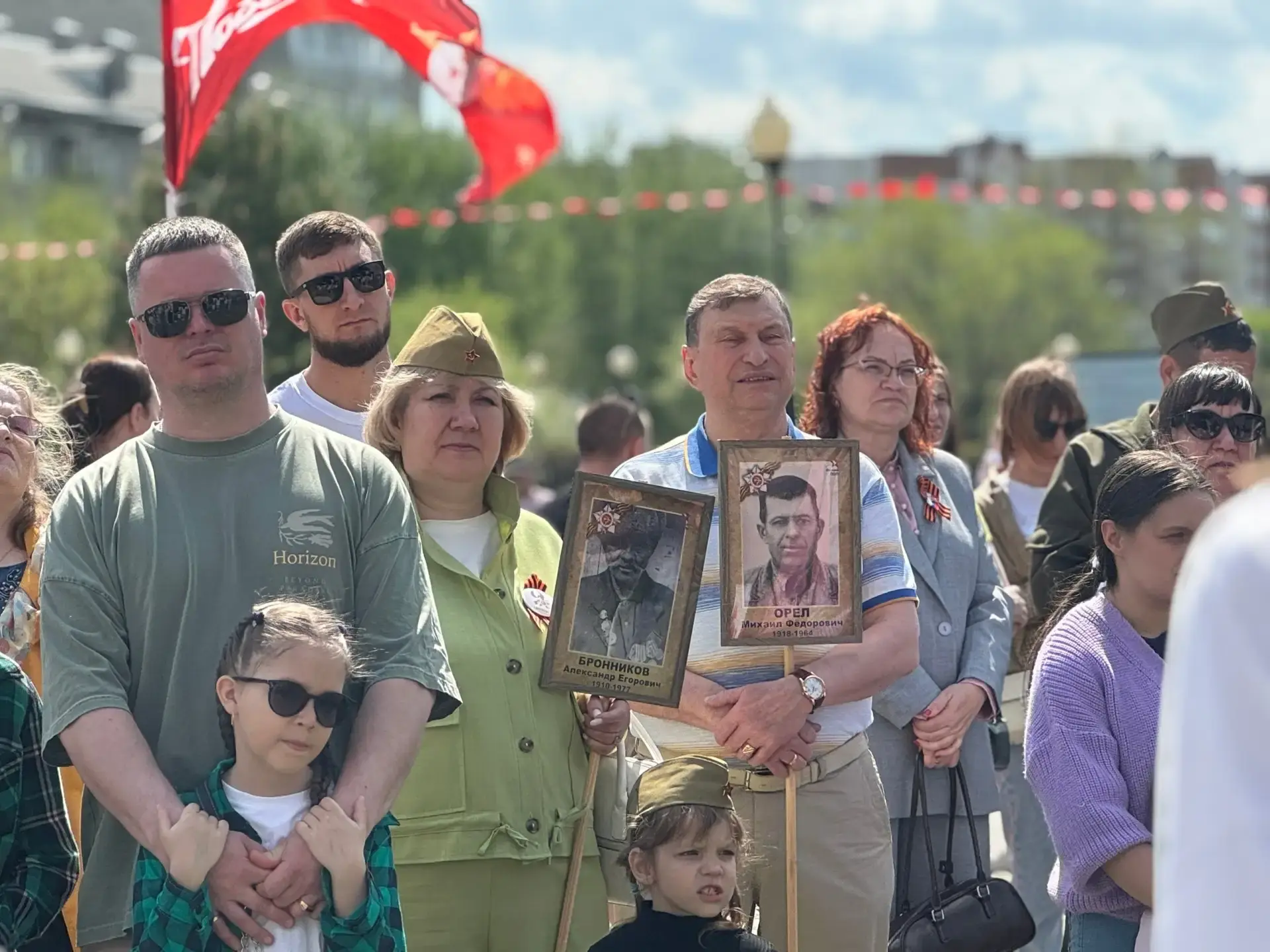 «ВЕЧНЫЙ ОГОНЬ ПАМЯТИ». Сегодня в сквере Депутатов развернулся праздник: тюменцы встретили 81-годовщину Победы в Великой Отечественной войне и вспомнили подвиг своих героев! Праздничная программа была наполнена различными... «ВЕЧНЫЙ ОГОНЬ ПАМЯТИ». Сегодня в сквере Депутатов развернулся праздник: тюменцы встретили 81-годовщину Победы в Великой Отечественной войне и вспомнили подвиг своих героев! Праздничная программа была наполнена различными...