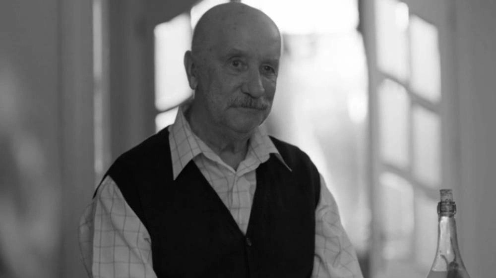 Умер актёр из «Физрука», «Папиных дочек», «Ворониных» и других фильмов и сериалов Вадим Александров Умер актёр из «Физрука», «Папиных дочек», «Ворониных» и других фильмов и сериалов Вадим Александров