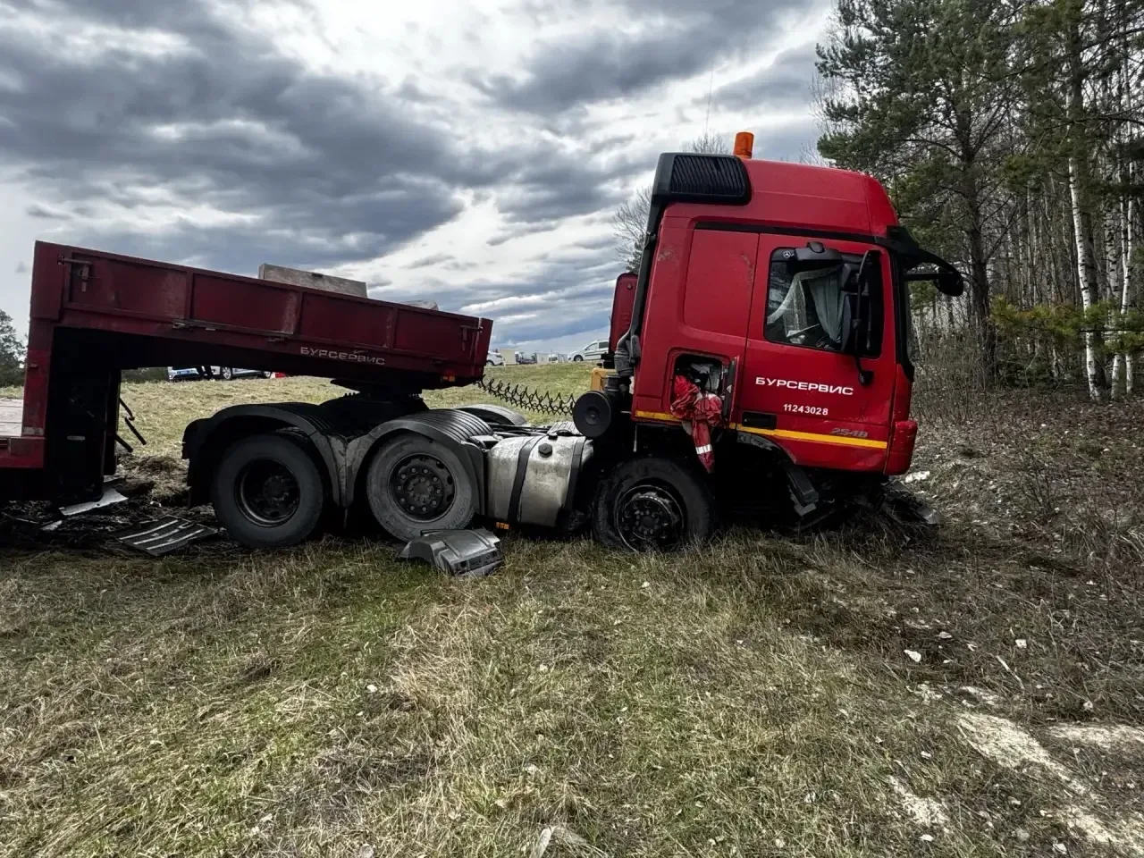 Стали известны подробности ДТП на 401-м километре федеральной автодороги Тюмень-Ханты-Мансийск в Уватском округе Стали известны подробности ДТП на 401-м километре федеральной автодороги Тюмень-Ханты-Мансийск в Уватском округе